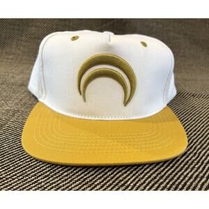 RWBY Rooster Teeth Animation Jaune Arc 5 Panel Strap Back Hat Rare Cap